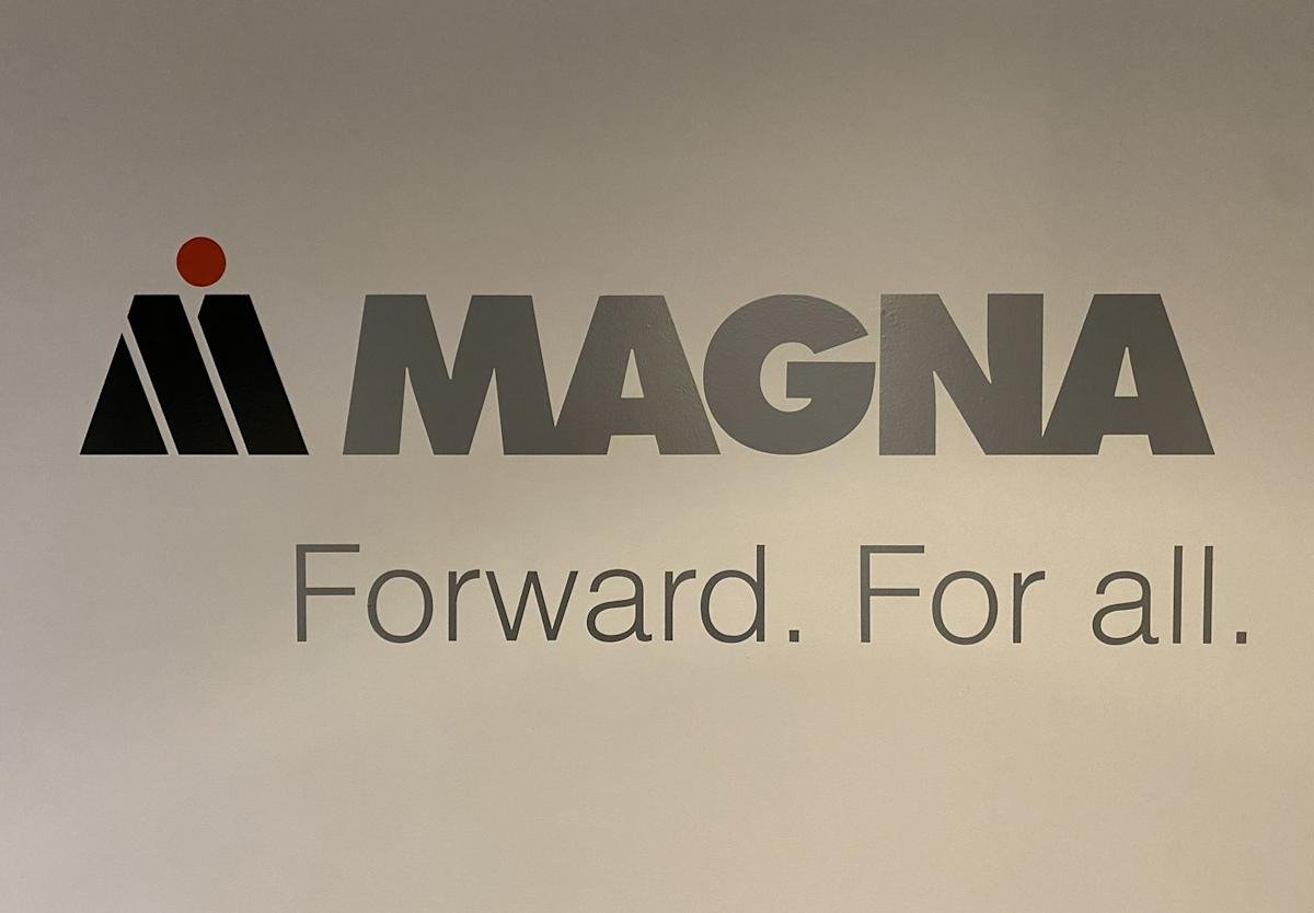 Magna reports Q1 sales edged higher, adjusted profit up from year ago