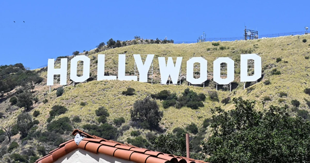 Residents living near Hollywood sign fear growing tourist traffic will hamper first responders