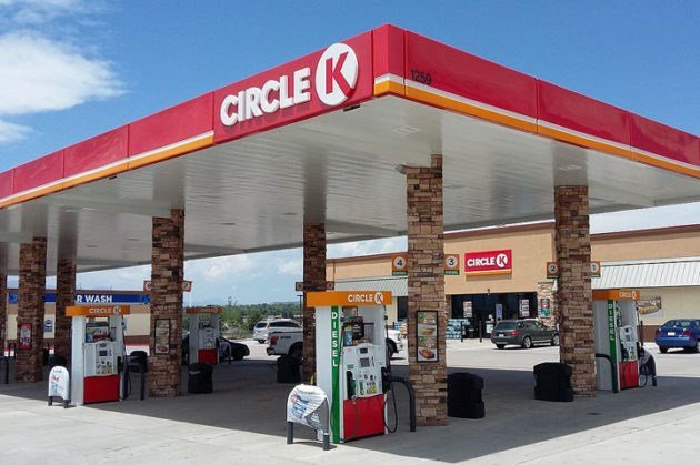 Migrant workers win lawsuit against Mac’s Convenience Stores