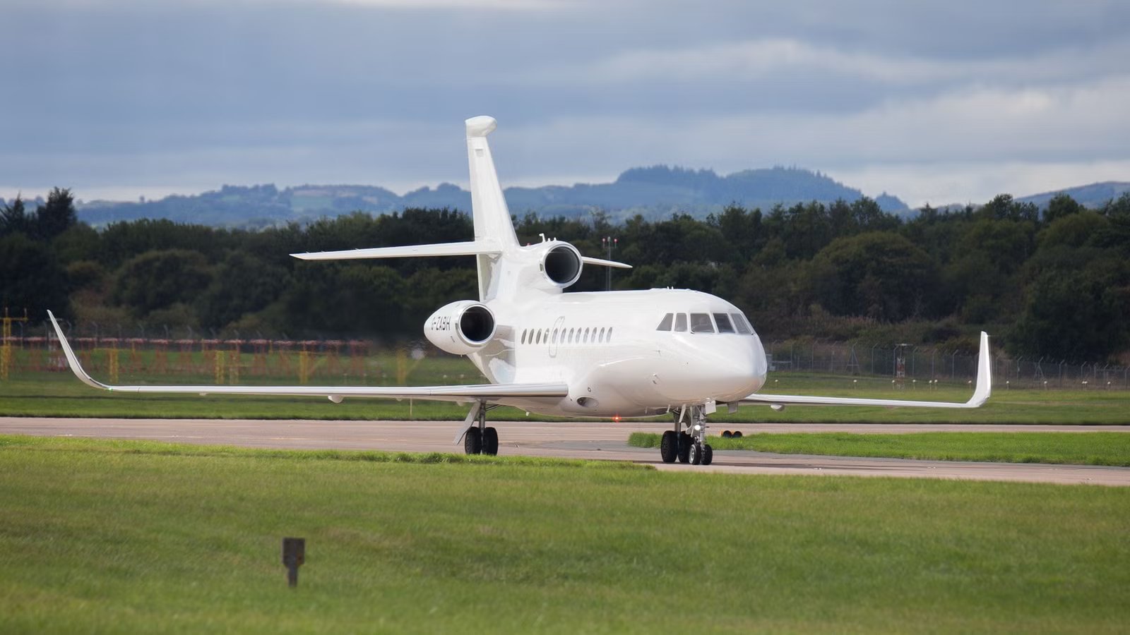 “Reckless”: Russian GPS Jamming Blacks Out UK Defense Secretary’s Jet For Entire Flight