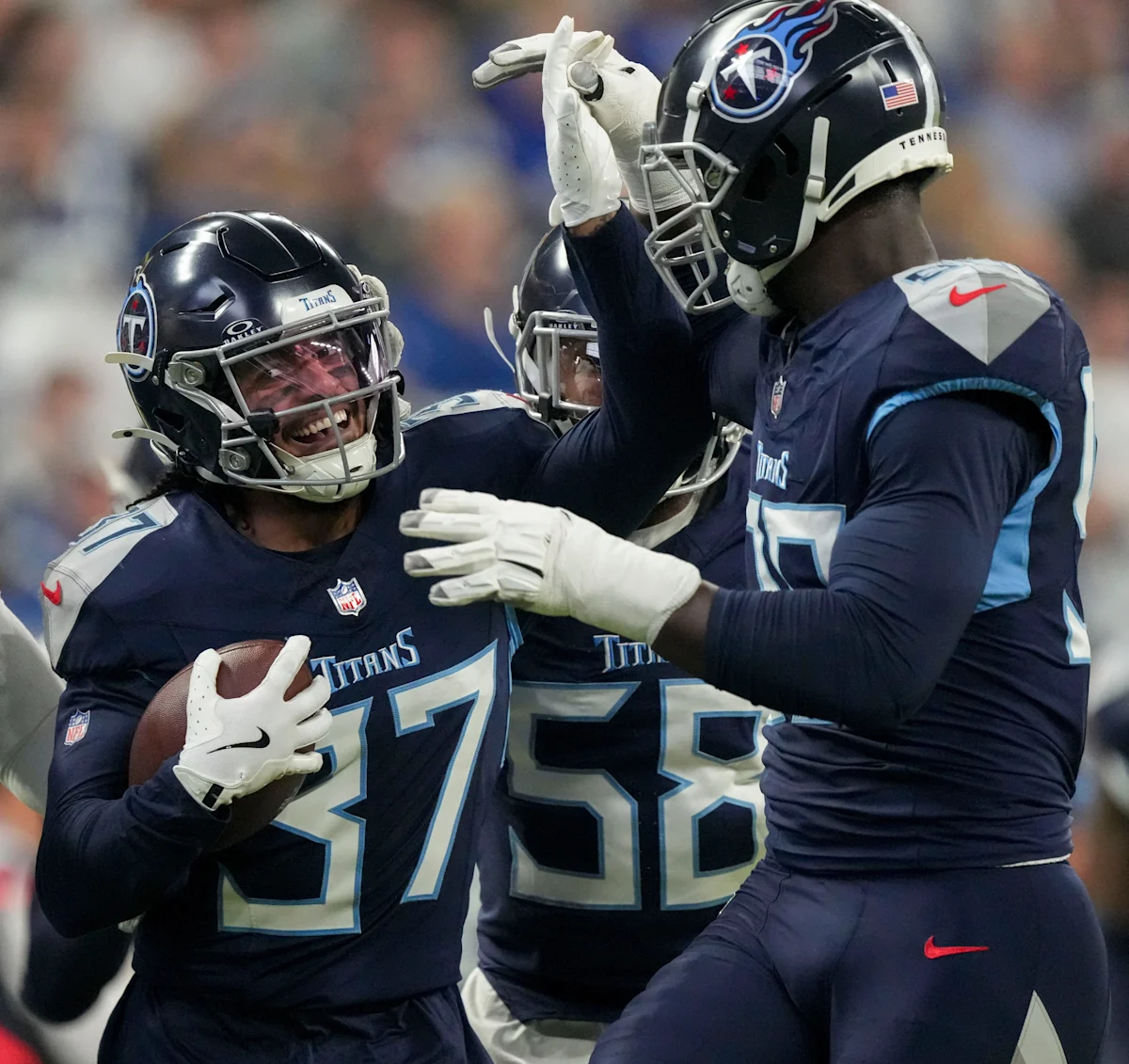 Former Titans edge Ali Gaye claimed by AFC South rival off waivers