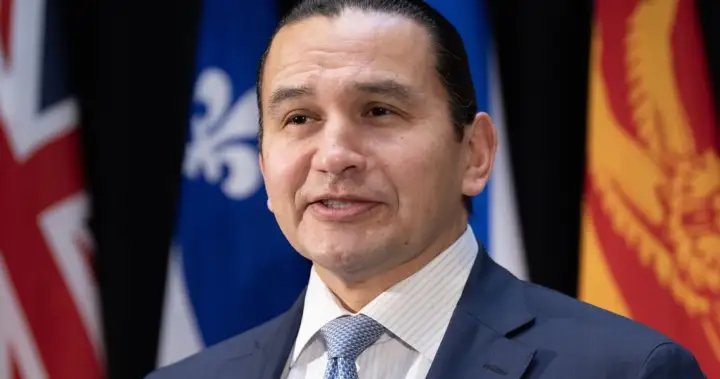 Manitoba could have commissioner enforce planned social media ban for kids: Kinew – Winnipeg