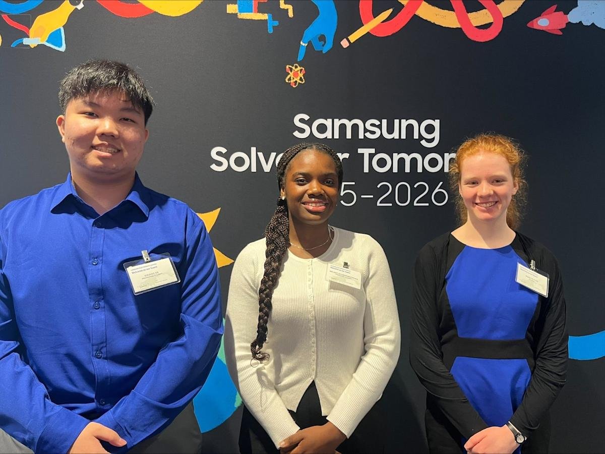 High schoolers win prize for eco-friendly ECG sensors made from lobster shells