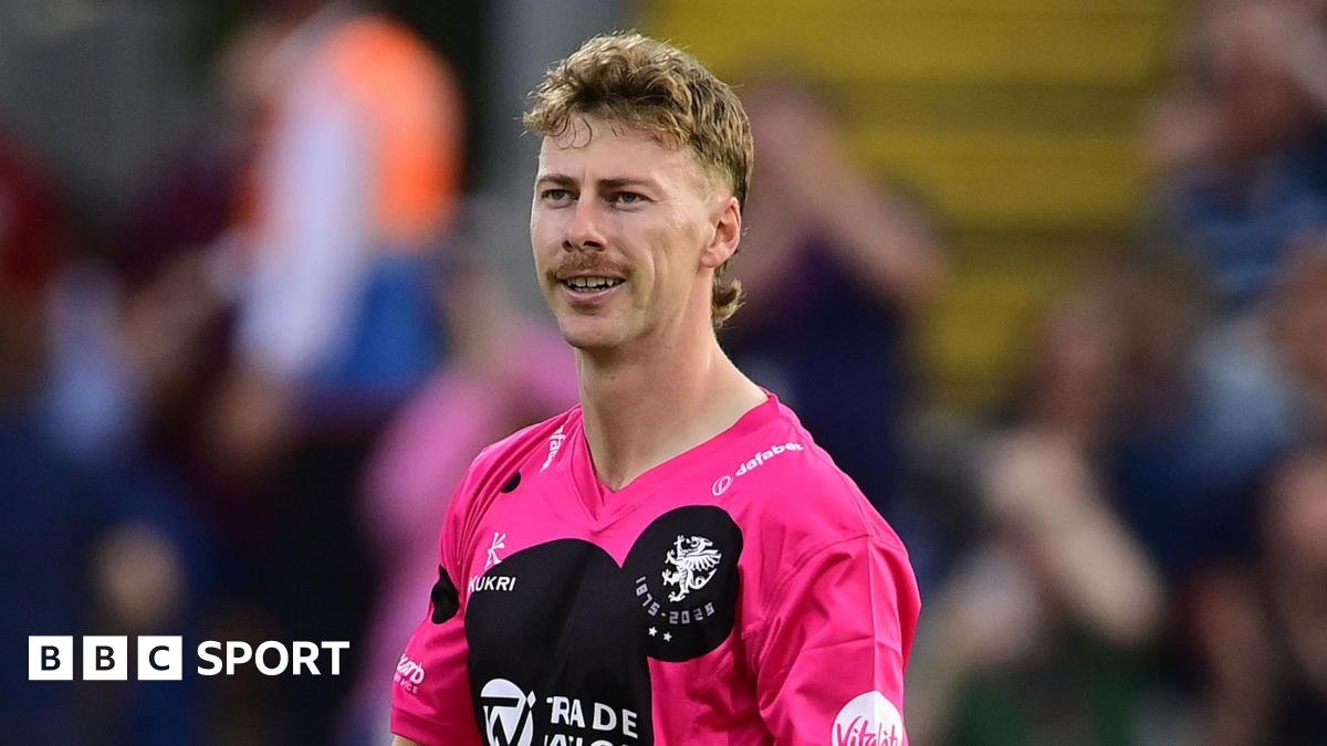Riley Meredith: Somerset bowler to miss first six T20 Blast games