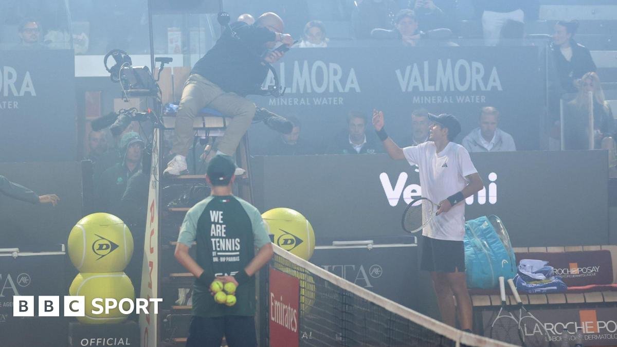 Italian Open match delayed by cup final fireworks