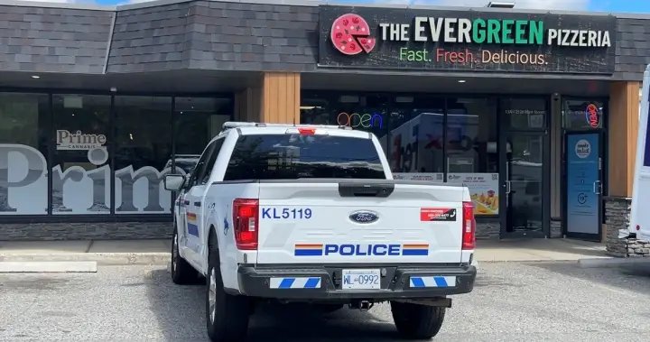 West Kelowna pizza shop owner says viral ‘prank’ crossed the line – Okanagan