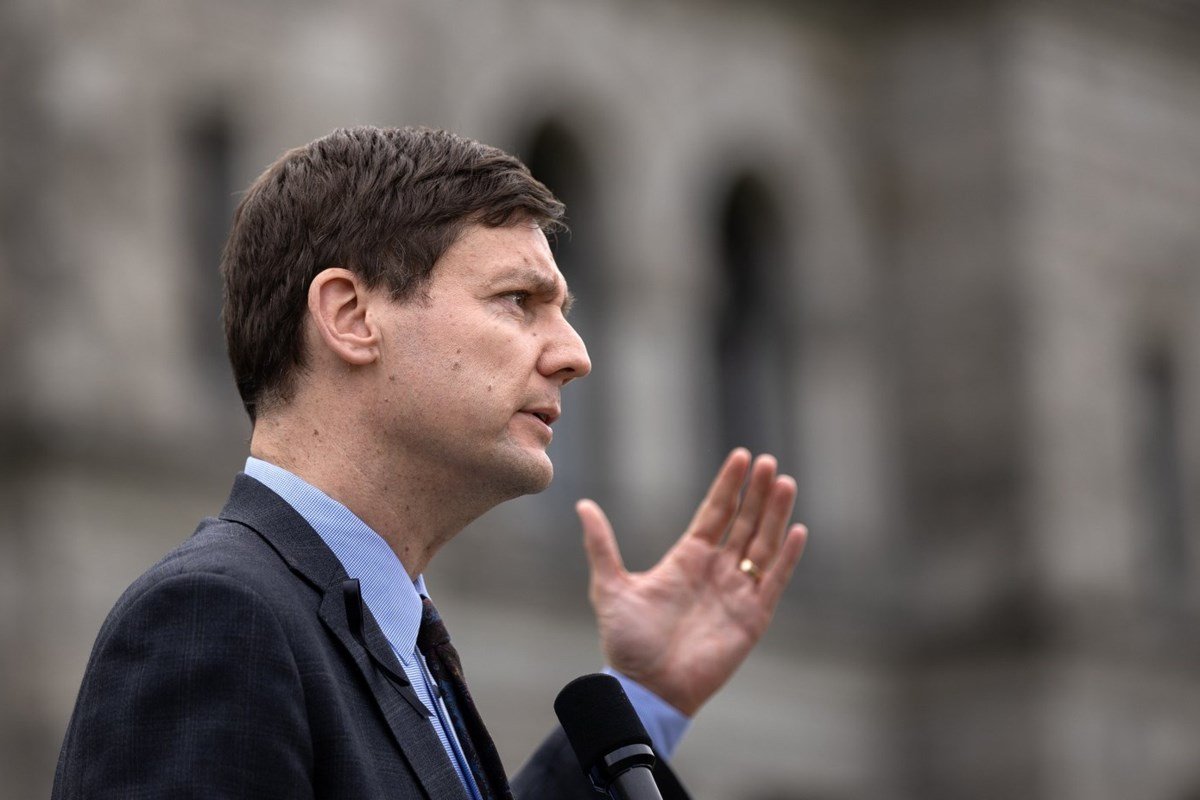 David Eby says he doesn’t get why Ottawa is focused on pipeline, not B.C. softwood