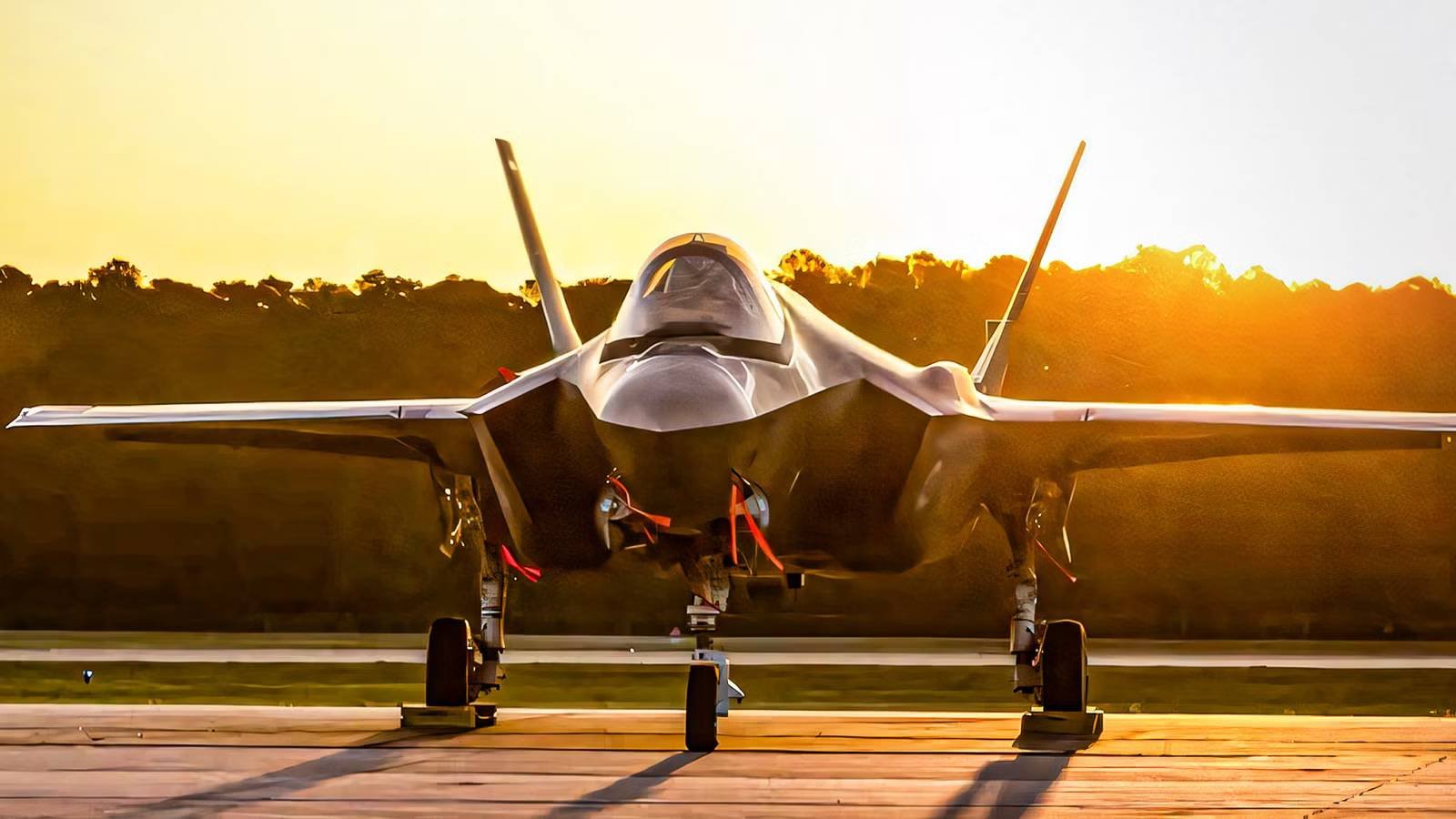 This Aircraft Defied A Decade Of Cost Overruns To Become The Most Widely Deployed Stealth Fighter In History