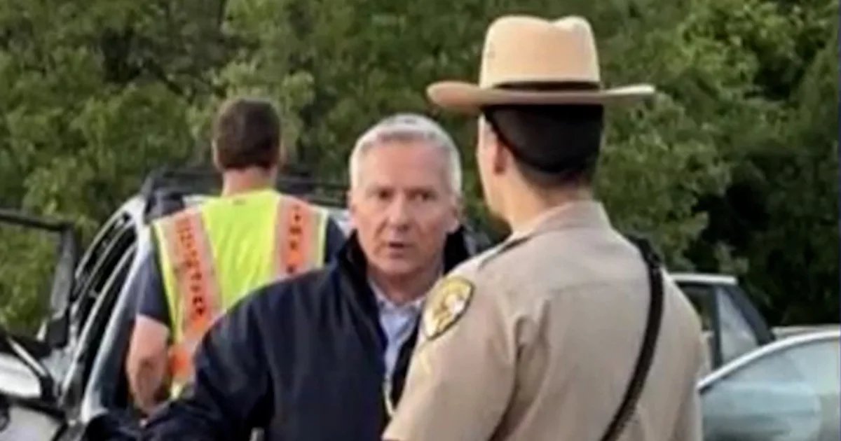 NBC’s Tom Costello rescues teen driver from burning car