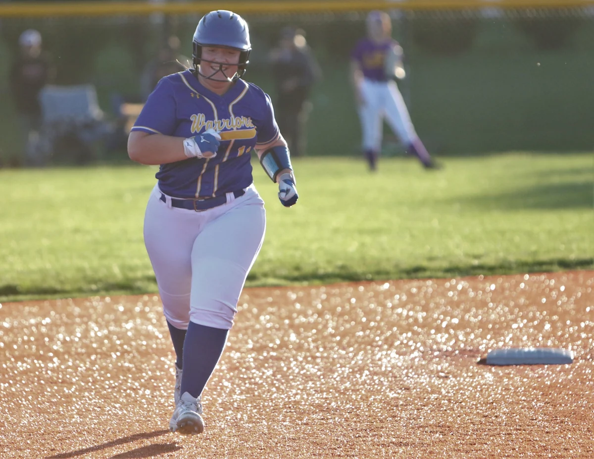 Ontario outlasts Lexington in epic Division III district semifinal game
