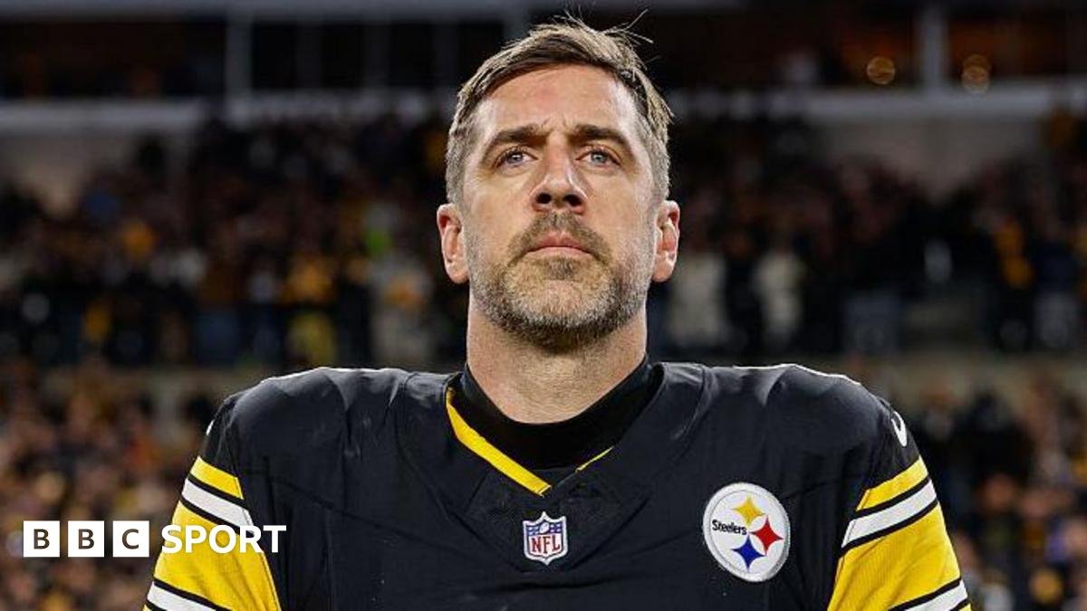 NFL: Aaron Rodgers signs new one-year deal with Pittsburgh Steelers