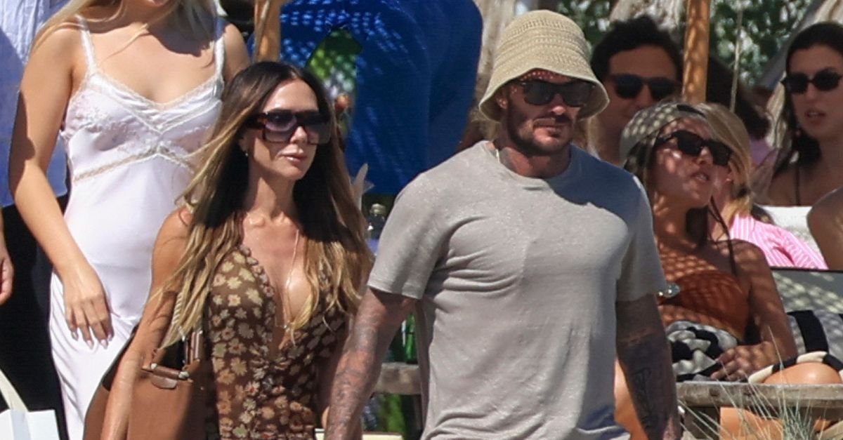 Victoria Beckham Paired Her Throw-On Dress With the Chicest Sandal