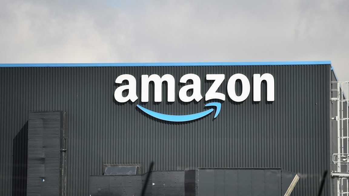 Amazon employees are “tokenmaxxing” due to pressure to use AI tools