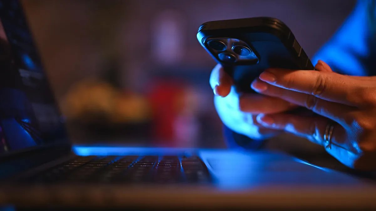 AI Job Scams Are Fooling Smart People. What to Watch Out For
