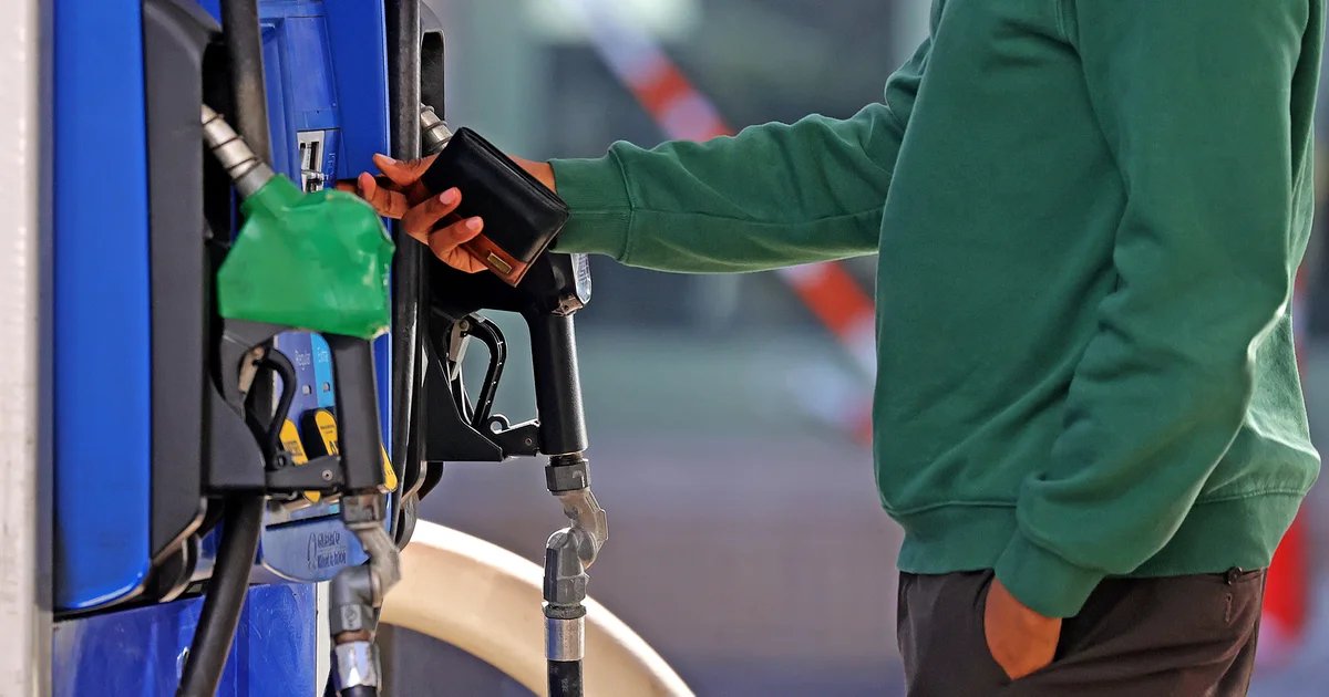 Gas prices top $4.50 a gallon, reaching highest level since July 2022