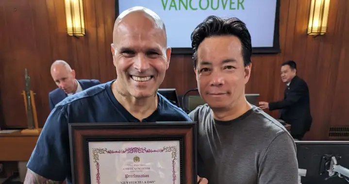 Vancouver recovery advocate returning honour to city over mayor, council’s actions – BC