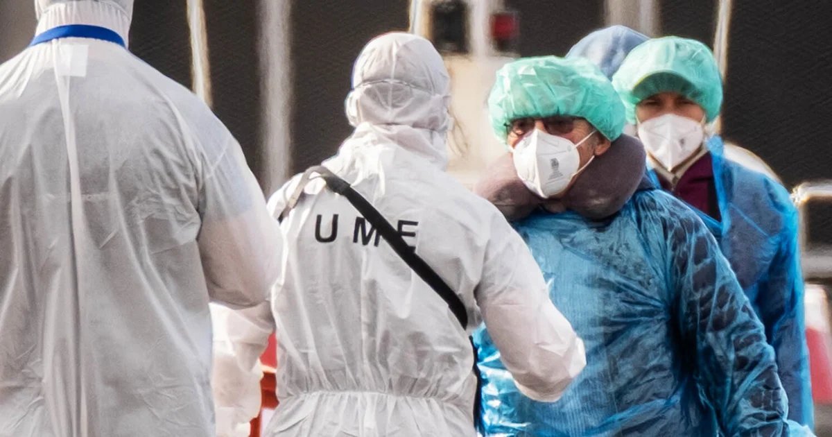 Passengers evacuated from hantavirus cruise ship