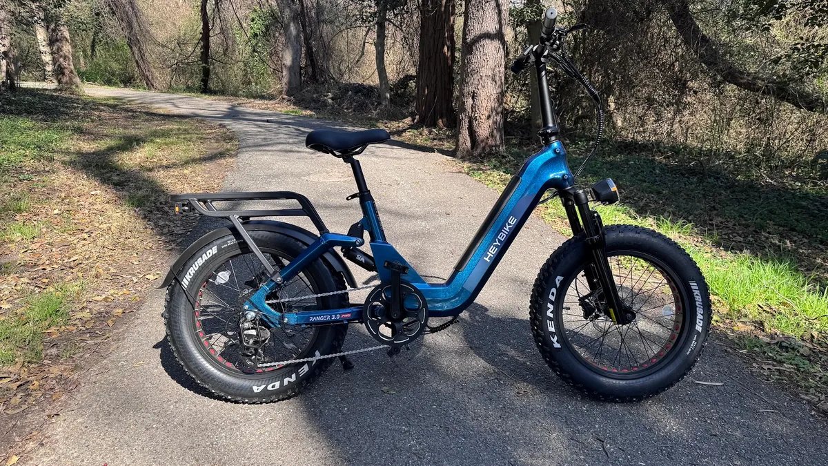 Heybike’s Latest Foldable Commuter Bike Has Kept My Car in the Driveway for Weeks. It’s Now $500 Cheaper