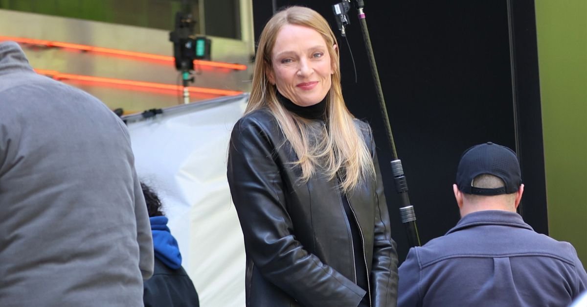 Uma Therman Just Styled Jeans With the Chicest White Trainers