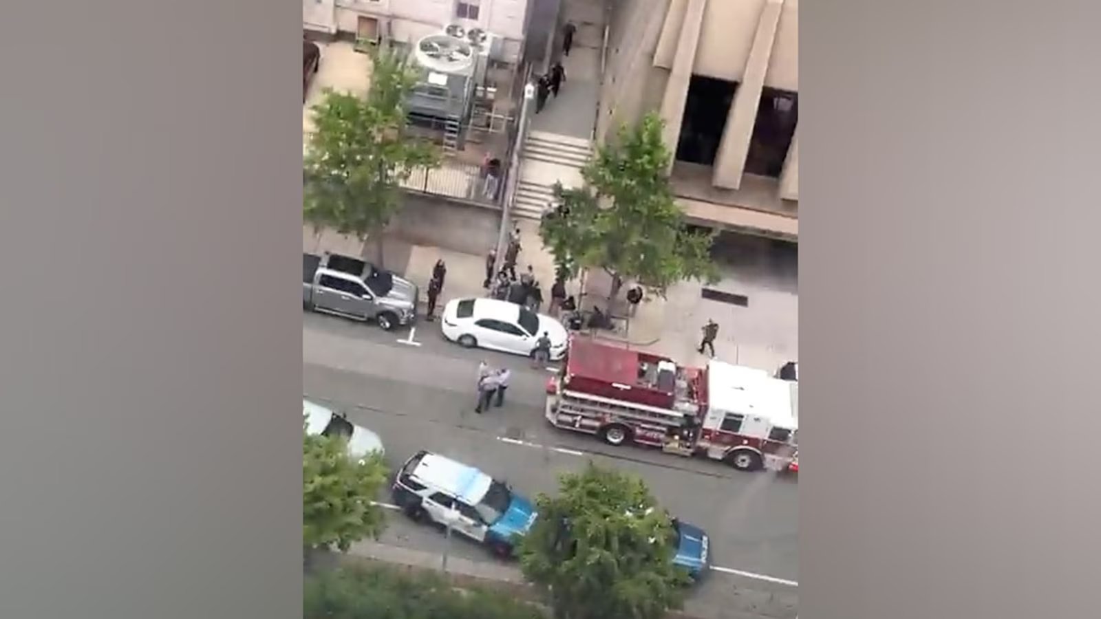 2 attorneys shot outside courthouse after civil court case ends