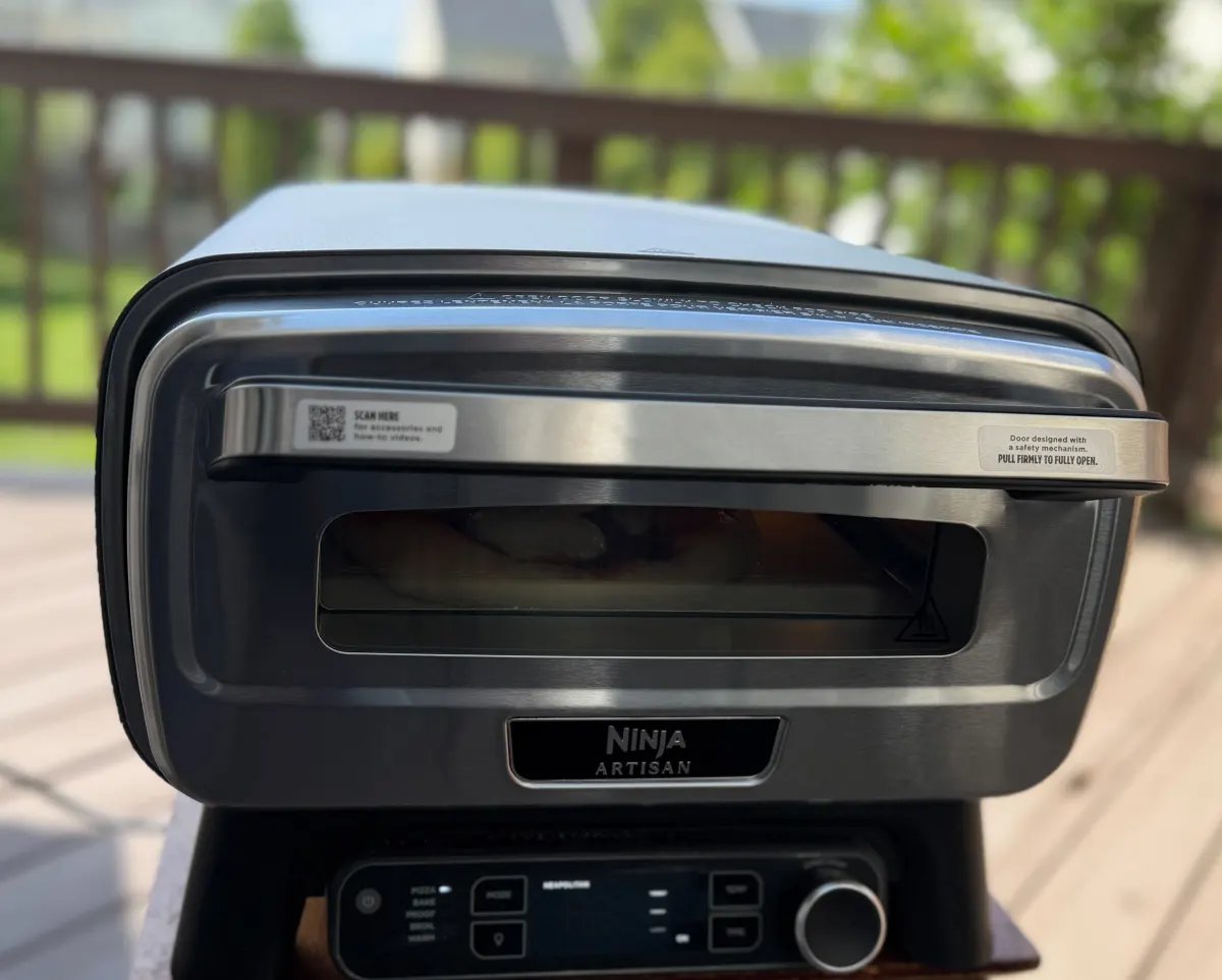 This $300 pizza oven can easily help elevate your summer pizza nights