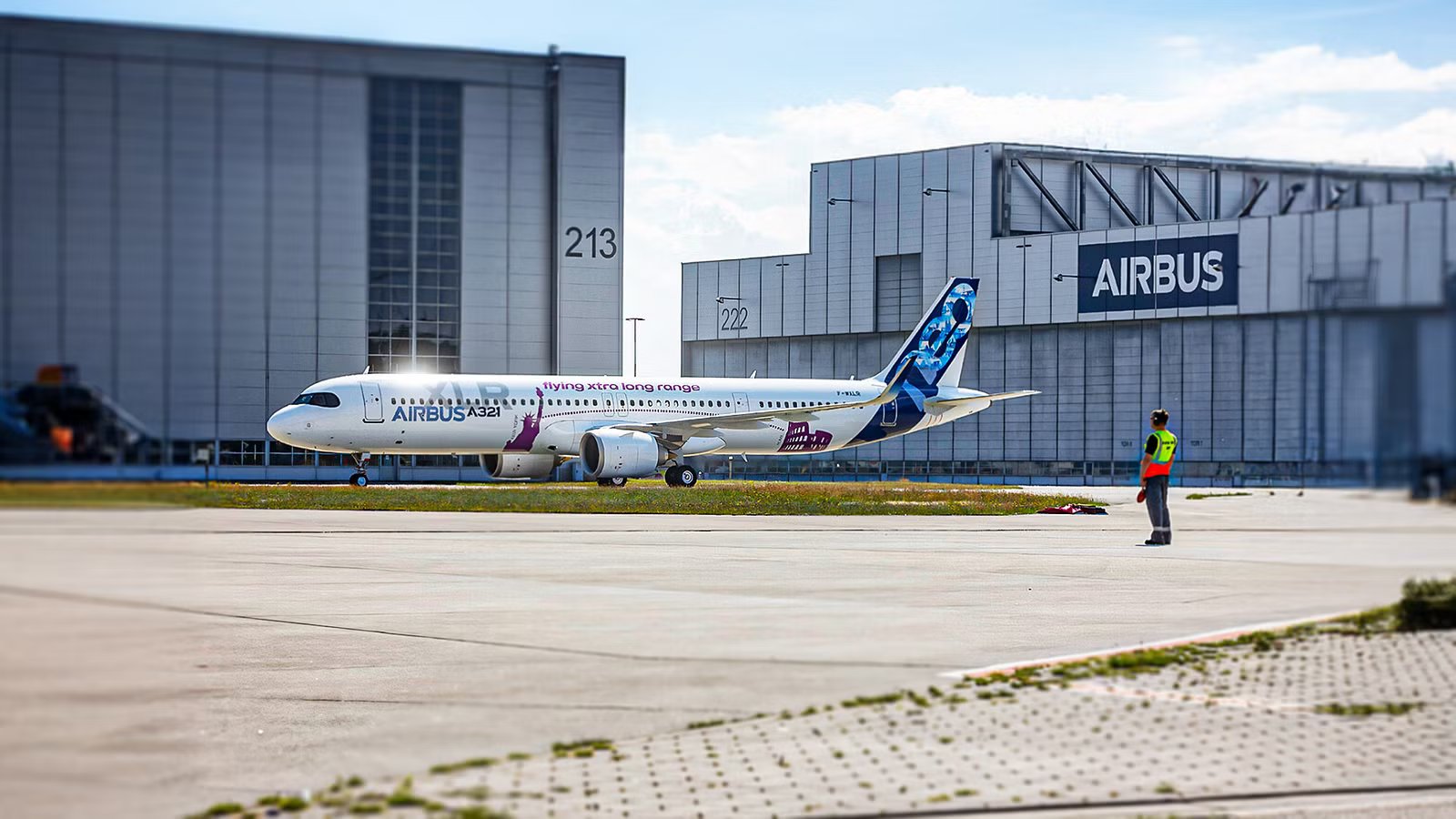 5 Reasons Why Airlines Are Ordering The Airbus A321XLR Over The Boeing 737 MAX 10