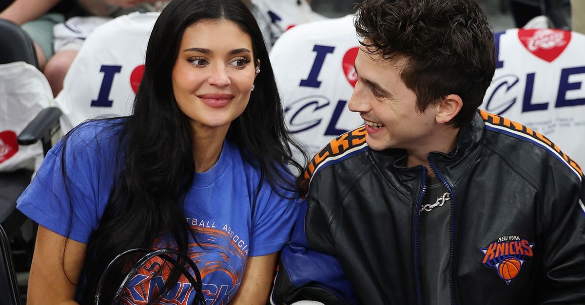Kylie Jenner’s Chanel Bag at the Knicks Game Was the Real Winner