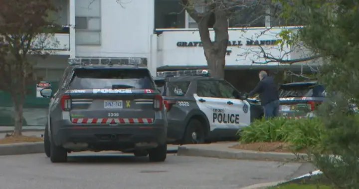 Toddler dies after falling from North York apartment building: police – Toronto