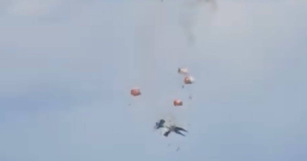 Fighter jets crash in midair during air show at Idaho Air Force base
