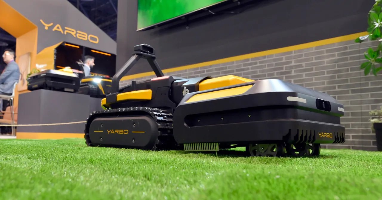 Hackable Robot Lawn Mower Unlocks a New Nightmare
