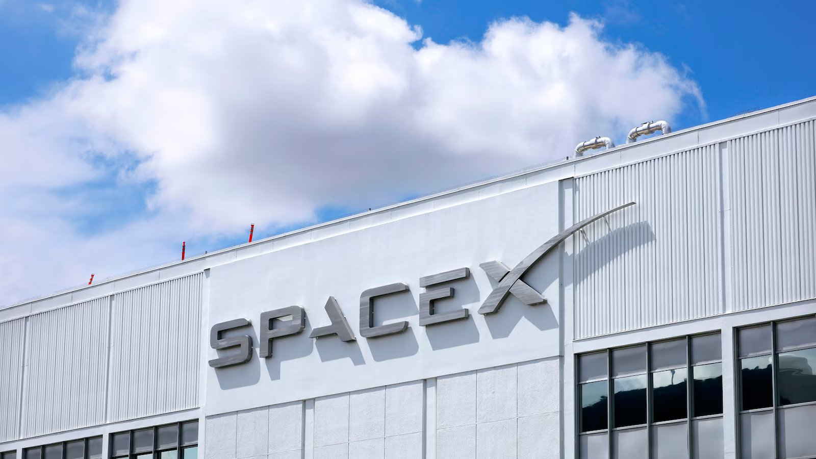 Elon Musk-led SpaceX files publicly for stock listing amid AI ambitions