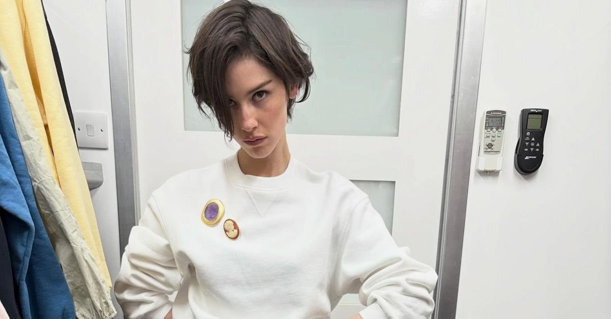 The Pant Trend to Wear With 2026’s Biggest Flat-Shoe Trend