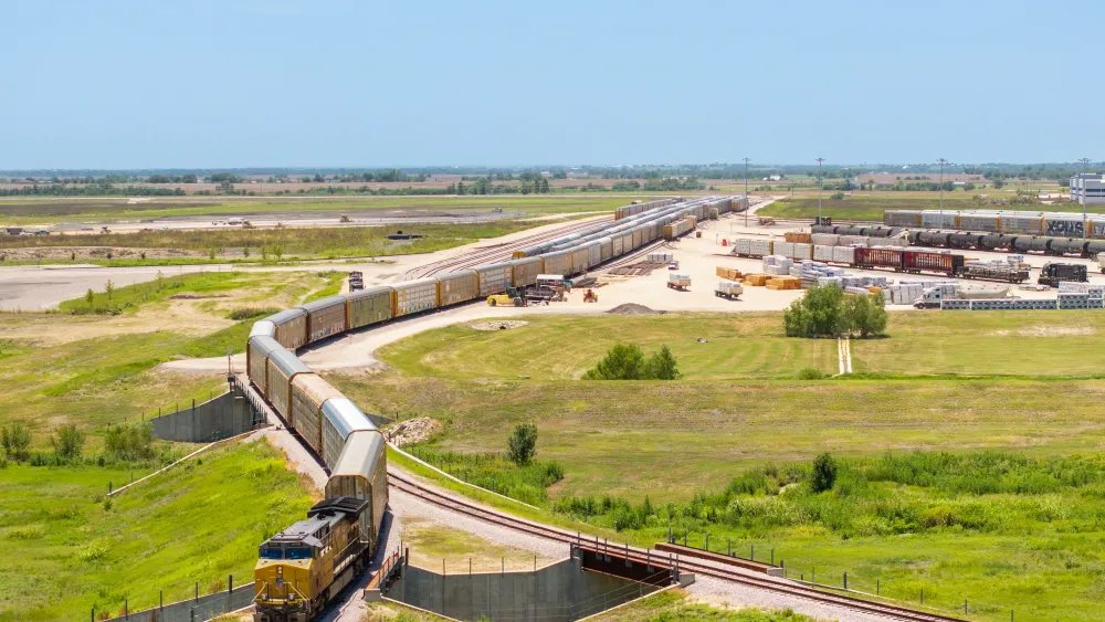 UP, Norfolk Southern Revise $85B Merger Pitch After STB Rejection