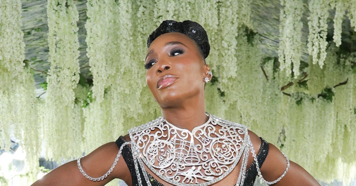 Venus Williams sparkles on Met Gala carpet