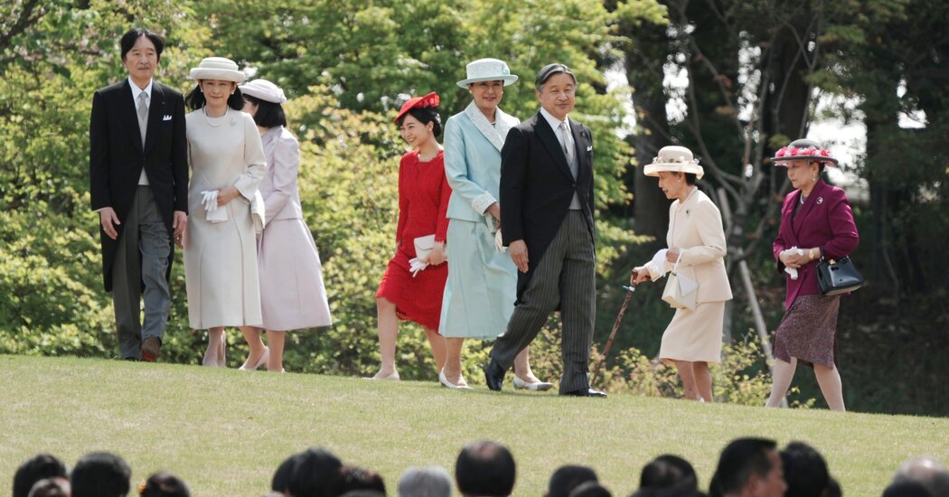 Japan Is Running Out of Royals. Are More Men the Answer?