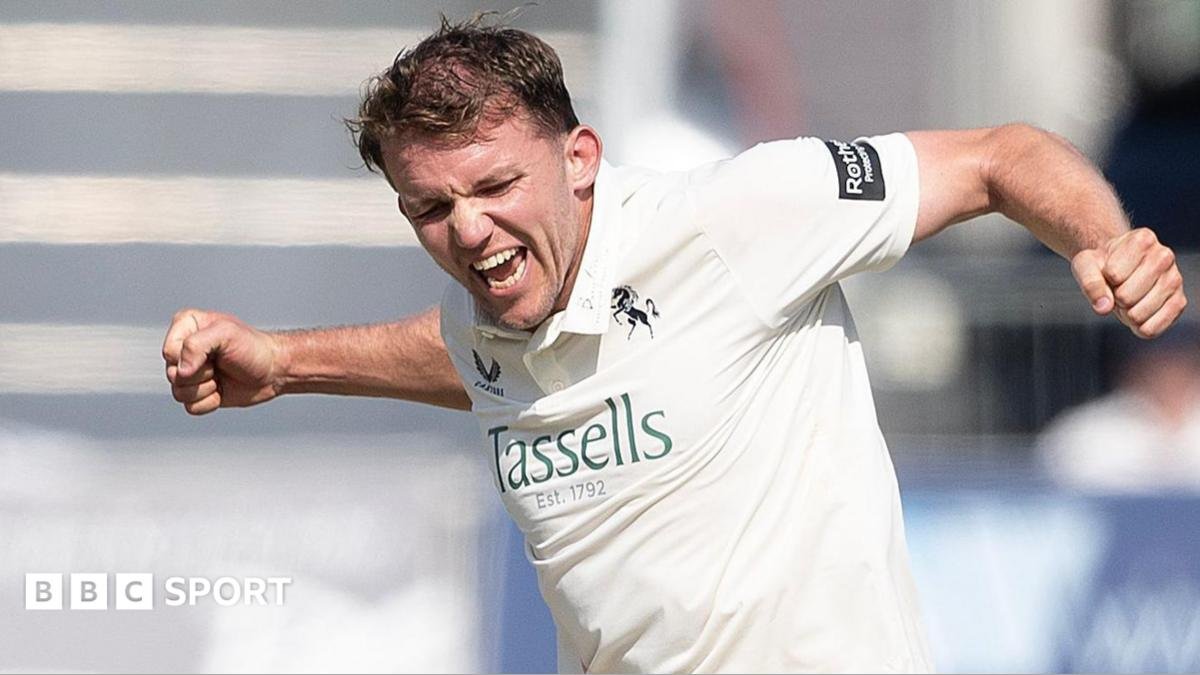 County Championship: Kent beat Middlesex by 49 runs