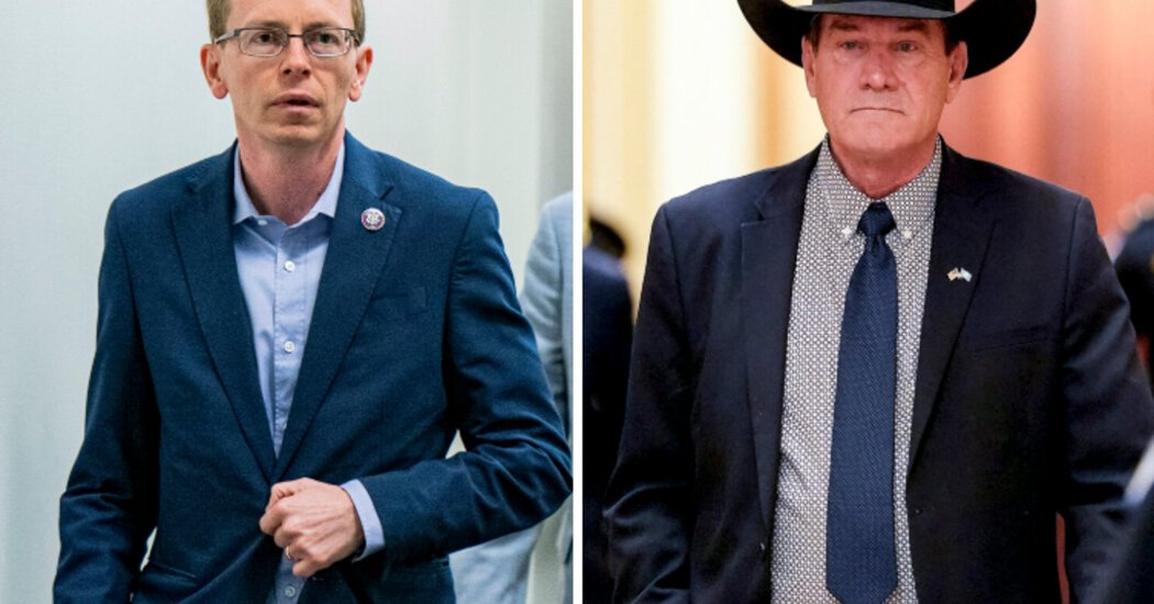 Polls in South Dakota Show Competitive Race in GOP Primary for Governor