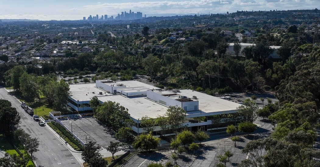 Voters in California City Favor Permanent Ban on Data Centers