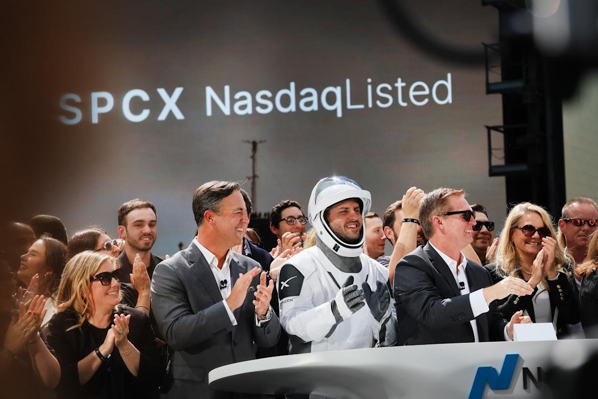 SpaceX has several big dates coming up that investors shouldn’t forget