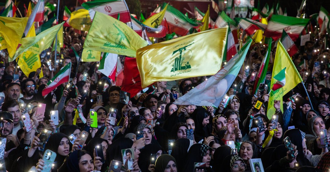 Trump Threatens More Strikes Against Iran, Citing Stalled Peace Talks