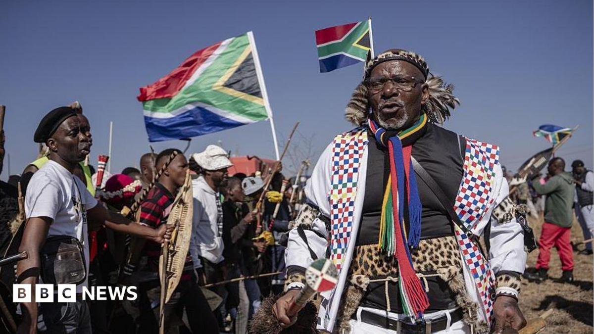 South African anti-migrant protesters should march peacefully, Cyril Ramaphosa warns