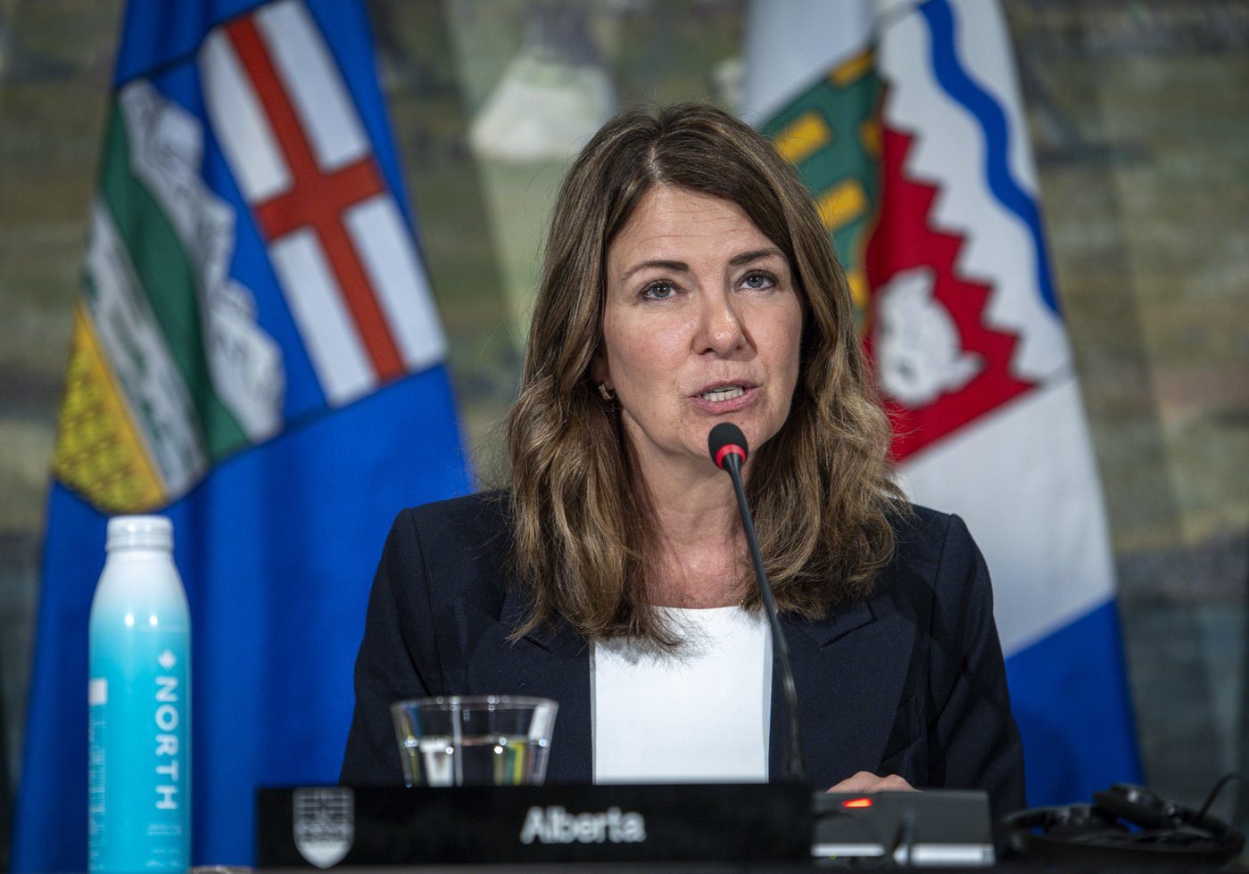 Separatism and energy: Alberta’s Smith to meet with counterpart in Quebec this week