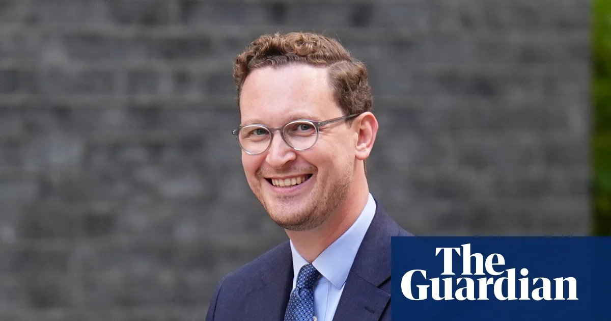 Starmer’s chief secretary consoled Mandelson after dismissal as US ambassador, undisclosed texts show | Politics