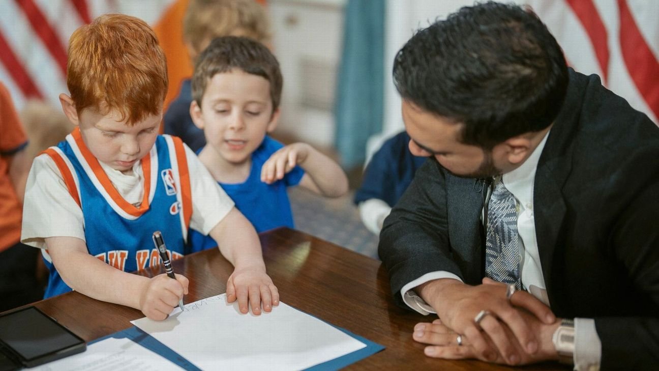 Knicks’ Finals run prompts NYC mayor to repeal kids’ bedtimes