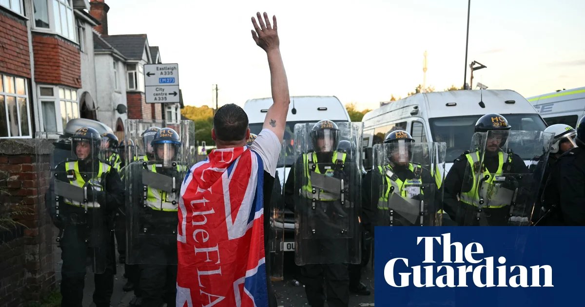 Minister criticises anti-discrimination guidance to police amid Southampton protests | Police