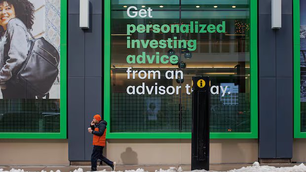 Albertans most likely in Canada to get financial advice from AI, social media, poll shows