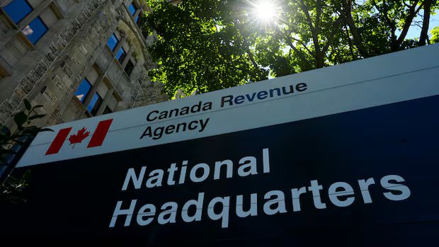 Government to begin paying out one-time GST credit top-up for eligible Canadians