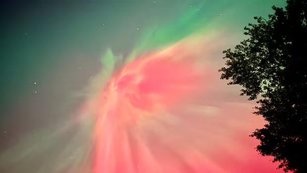Strong display of the northern lights is possible across Canada tonight