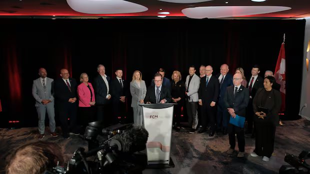 Federation of Canadian Municipalities launches new defence task force