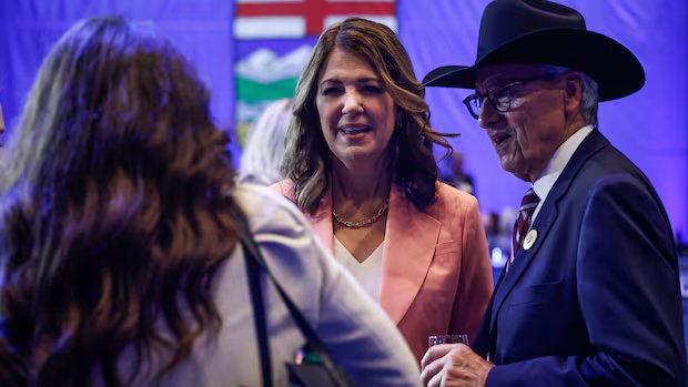 Premier Smith makes case for Canada to sold-out crowd of UCP supporters